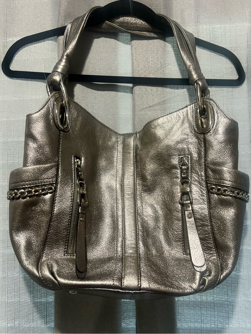 B. Makowsky Alice Shopper Hobo Bag